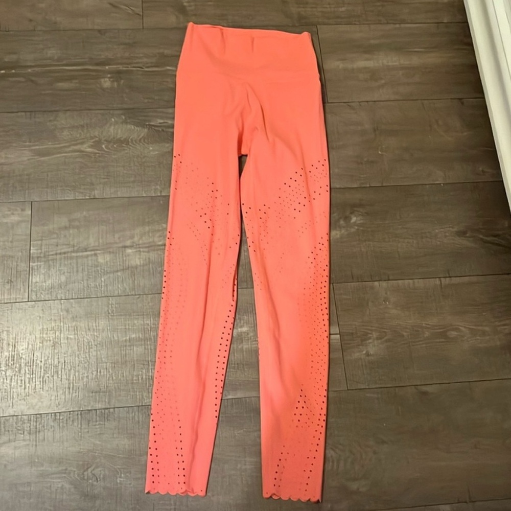 Aerie Offline Goals High Waisted 7/8 Leggings Coral, Size Small - Picture 4 of 4